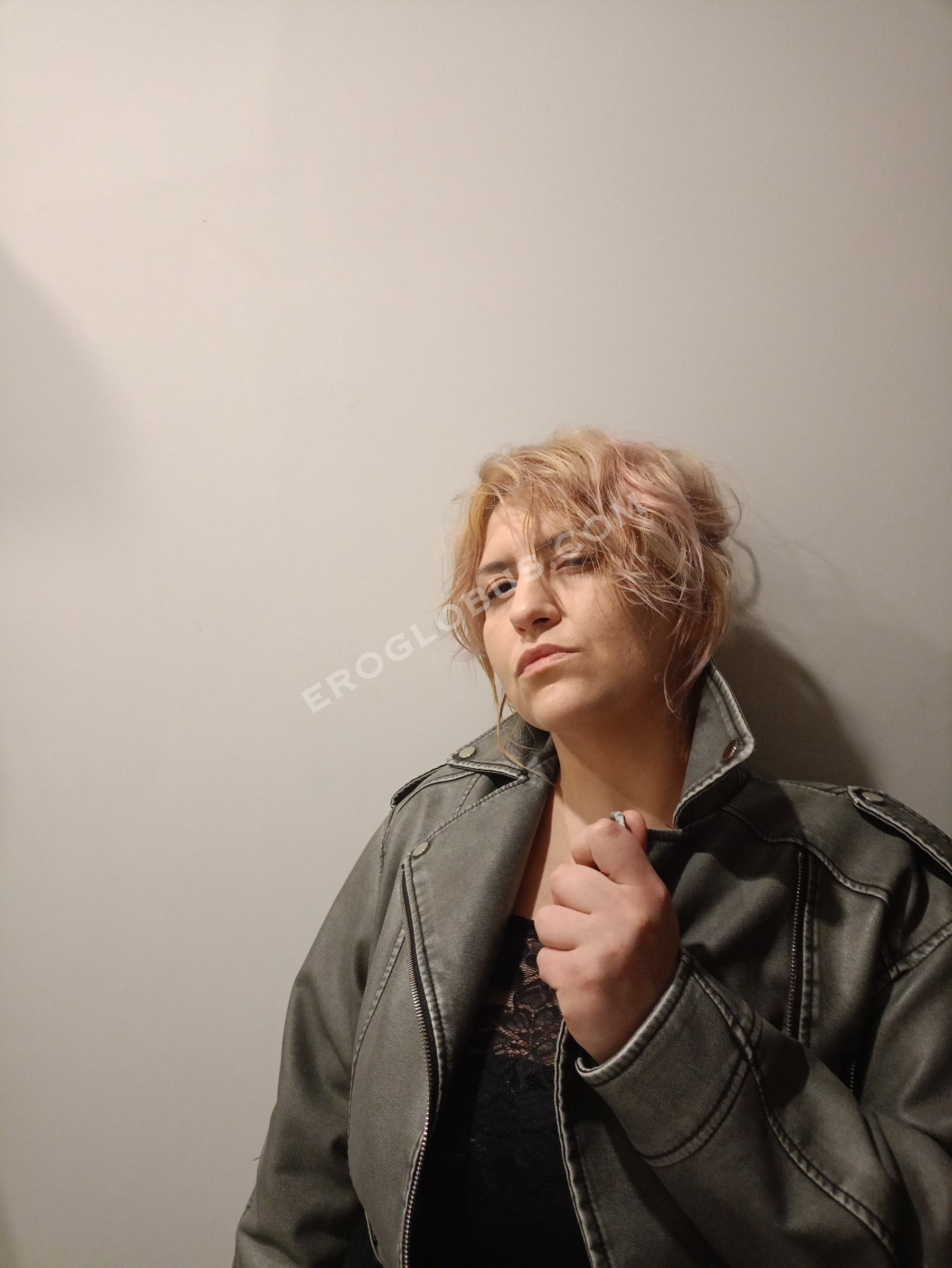 Александра, 30