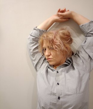 Александра, 30